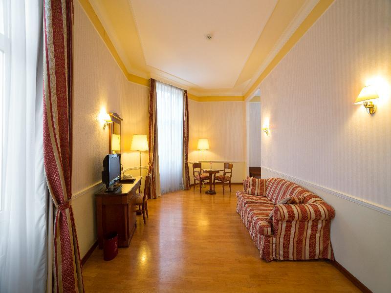Hotel Continental Opatija Bagian luar foto